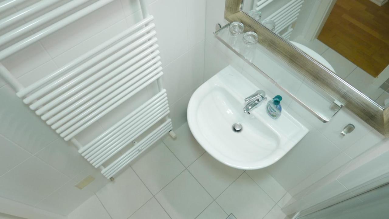 Best West Sveta Nedelja Sveta Nedjelja  Esterno foto
